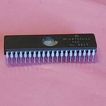 MC68705U3S , 8-Bit MicroController CDIP-40 INTEGRATED CIRCUIT - £14.24 GBP