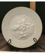 AVON &quot;A CHILD&#39;S CHRISTMAS&quot; PORCELAIN PLATE TRIMMED WITH 24K GOLD - $16.38 CAD