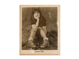 Laurie Foxx Presser Photo Kit-
show original title

Original TextLaurie ... - $493.63 MXN