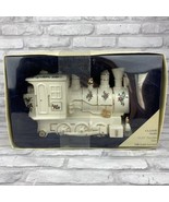 Classic Noel Porcelain Christmas Train Figure 24K Gold Accents New In Box  - £18.97 GBP