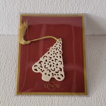 Lenox Pierced Tree Christmas Ornament - $271.64 MXN