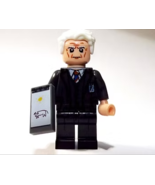 JKStore Papa Dr Martin Brenner Stranger Things Netflix TV Minifigure Col... - $8.41 CAD