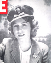 1943 WWII Princess Elizabeth Queen Of England LIFE Magazine February 15, Buna - £152.39 GBP