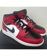 Nike Air Jordan 1 Mid GS Chicago Black Toe 554725-069 Youth Size 5.5Y - £104.84 GBP