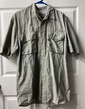 Magellan Outdoors Button Shirt Men&#39;s Size M Khaki Pockets Fishing Outdoor Vented - £9.18 GBP