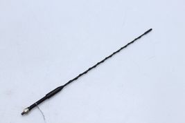 05-10 SCION TC ANTENNA Q5070 image 11