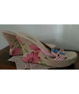 Go Max ~ Women&#39;s Size 8 ~ Floral Design ~ 4.5&quot; Wedge Sandal ~ 1&quot; Platform - $56.13 CAD