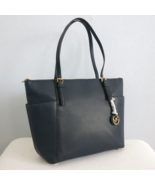 MICHAEL KORS MK JET SET EAST WET TOP ZIP TOTE BAG LARGE SIZE Navy MSRP $348 - $311.42 CAD