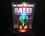 VHS Men In Black 1997 Tommy Lee Jones, Will Smith, Linda Florentino - $7.00