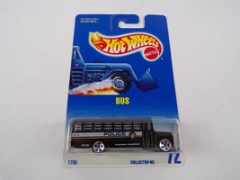 Van / Sports Car / Hot Wheels Mattel Bus #1795 #H32 - £11.24 GBP