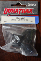 Duratrax DTXC9945 Wheel Hub Front-Brand New-SHIPS N 24 HOURS - £17.81 GBP