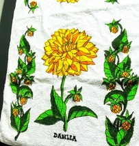 Dahlia Flower Bath Towel 37 1/2 X 20 Yellow Cannon vibrant colorful Vintage - £10.31 GBP