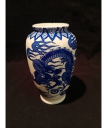 Napcoware Blue and White Vase Dragon  - £11.79 GBP