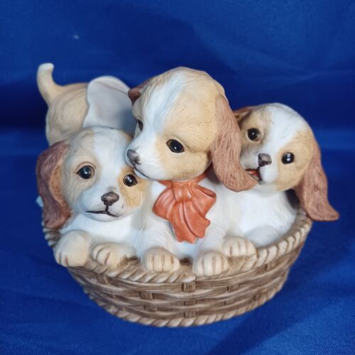 Home Interiors Masterpiece Porcelain By HOMCO Pups in a Basket 1990 - $28.04