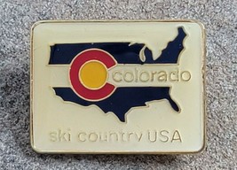 SKI COUNTRY USA Colorado Souvenir Travel Vintage Resort Enamel Lapel Hat Pin - £7.02 GBP