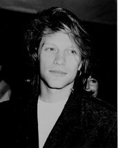 Jon Bon Jovi 8x10 photo G9115 - £7.65 GBP