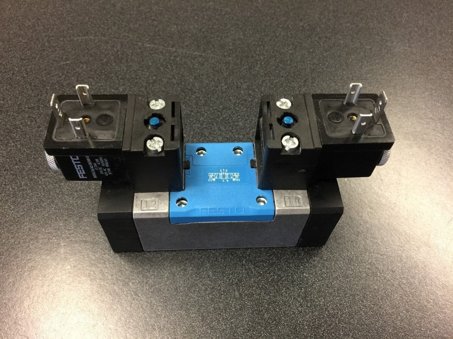FESTO 150983 WITH 13264 SOLENOID VALVE MFH-5/3E-D-1-C W/COILS - $39.00
