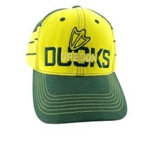 Oregon Ducks Ball Cap Hat Green Embroidered Adjustable Captivating Headgear - £22.91 GBP