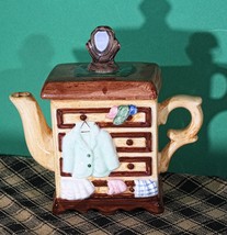 Teapot,  Mini ,Dresser, Vintage,  Collectable, Old World Bazaar, #W81 - £15.88 GBP