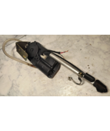 2000-2004 VOLVO S40 Sedan Power Antenna Assembly w/ Mast 889667 w/ trim - $120.88 CAD