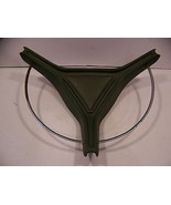 1969 CHRYSLER STEERING WHEEL HORN RING GREEN OEM NEW YORKER TOWN &amp; COUNTRY - €58,77 EUR