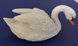 Vintage Miniature Porcelain Swan - £6.96 GBP