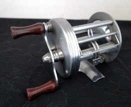 Vintage Montgomery Wards Sport King Model 22 Casting Reel - NICE! - £8.61 GBP