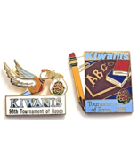 Kiwanis Rose Parade Pins 1987 1988 Pelican &amp; School Supplies Theme Float... - €17,16 EUR