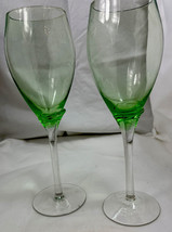 Vintage Green Tulip  Llily Stem Wine Glass, Set of 2 Glasses  - £21.62 GBP
