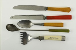 Vintage Mixed Lot BAKELITE &amp; Plastic Handle Flatware Red Green &amp; Butterscotch - £27.88 GBP