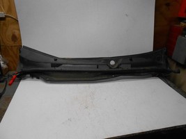 2010-17 CHEVY EQUINOX OEM COWL PANEL WINDSHIELD WIPER MOTOR COVER TRIM VENT - $94.49