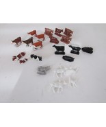 Assorted HO Figures 22 pcs Cows Brown Black White  L/N  H3 - $265.82 MXN