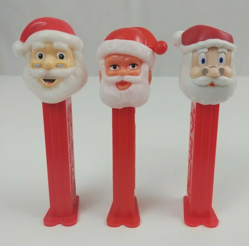 Vintage Lot of 3 Christmas Pez Dispensers 3 Diffreent Santa Clause Dispe... - $7.67