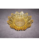 Depression Ware Amber Sunflower Shaped Bowl/Dish Carnival Glass 6&quot; &quot;Scarce&quot; - £10.74 GBP