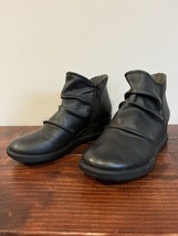 Eurosoft by Sofft Women&#39;s Jora Booties Vegan Leather Black Size 8.5M - £23.35 GBP
