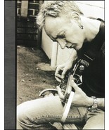 Def Leppard Phil Collen with his Jackson Guitar 8 x 11 pin-up photo b/w ... - $86.82 MXN