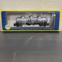 AHM HO Scale TEXACO 3 Dome Tank Car #2266 Silver #5480E Ready To Run In Box - £15.56 GBP