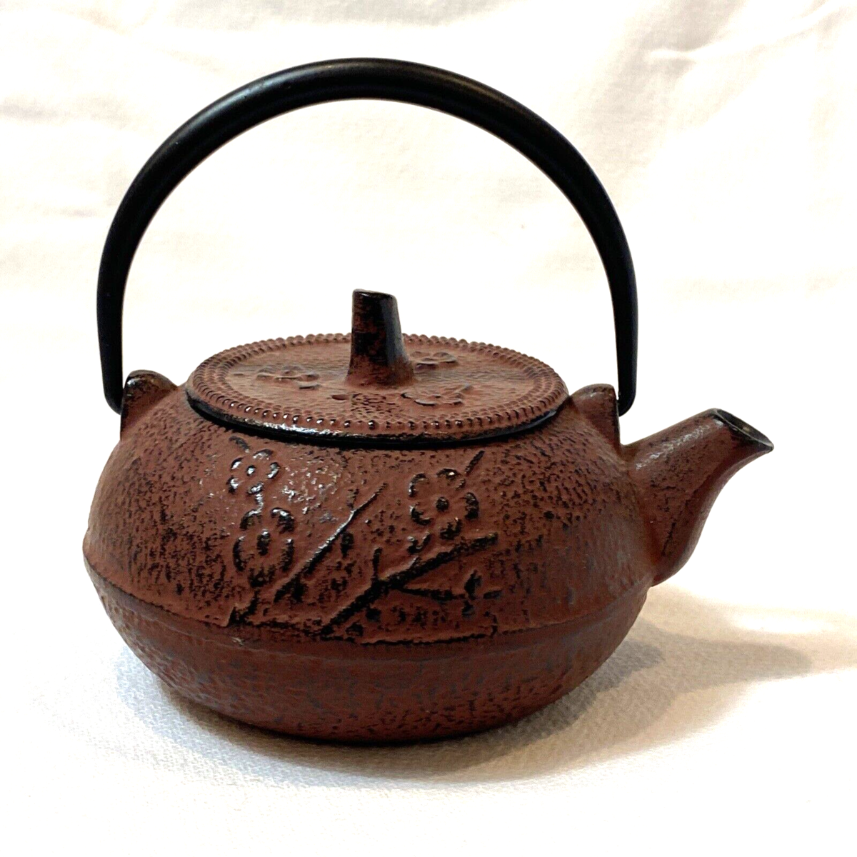Japanese Cast Iron Embossed Small Tea Pot with Strainer - $18.99
