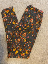 LuLaRoe OS Leggings One Size NWOT Brown Red Fall Chevron Floral Leaves Feathers - £13.38 GBP