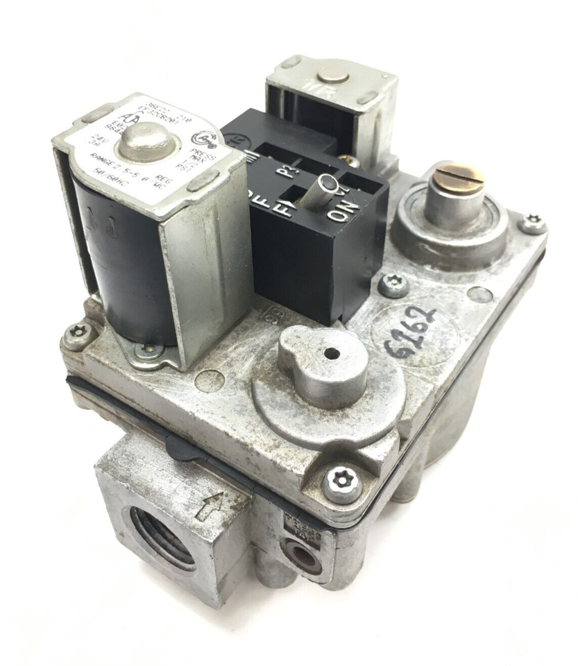 White Rodgers 36E22 210 EF32CB201 24V 50/60 Hz used FREE shipping #G262 - $27.96