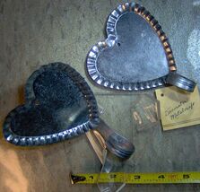 2 Metal craft Heart Shape Candle Holder 3.5&quot; WALL SCONCE tin ware Chambe... - €41,66 EUR