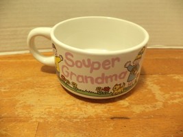 Grandma,s Hugs Are Best &amp; I Love Grandma Soup Mug - $280.22 MXN