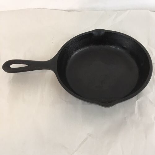 Primary image for SK 3 Vtg USA Made Cast Iron Heat Ring 6" Camp Cookware Frying Pan Skillet