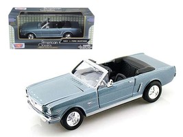 1964 1/2 Ford Mustang Convertible Light Blue 1/24 Diecast Model Car by Motormax - £25.36 GBP