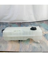 Fits Volvo 2004 VN 2004-2007 VNL VNM Pressurized Coolant Reservoir For 2... - $744.35 MXN