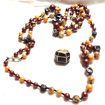 Ladies beautiful vintage beaded necklace and black and gold ring size 6 - £33.23 GBP