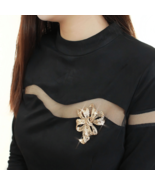 LO2403 - Gold White Metal Brooches with Top Grade Crystal  in Citrine Ye... - €53,21 EUR