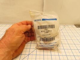 Ford 8C3Z-15442-A Side Marker Lamp Red Dually Fender Factory Sealed - $39.31 CAD