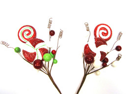 Christmas Floral C and y Berry Pick - $533.75 MXN