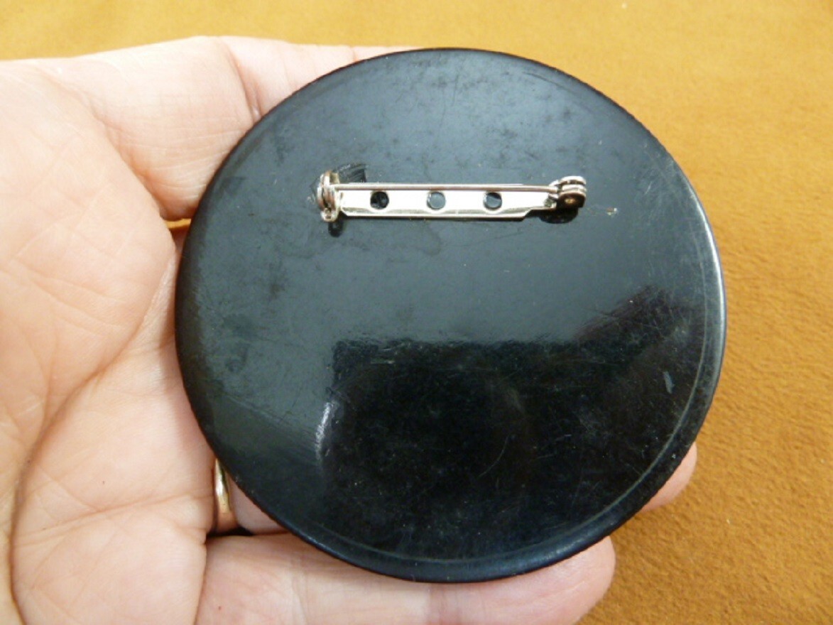 (c1561) Woman in tiara black mourning 1950's cameo pin jewelry brooch vintage Item image 2